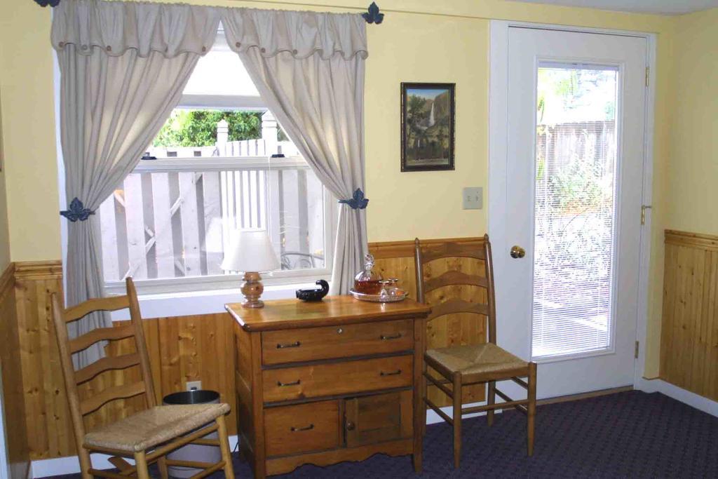 Arden Forest Inn Ашленд Экстерьер фото